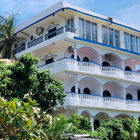 Swati Hotel Arambol Exterior foto